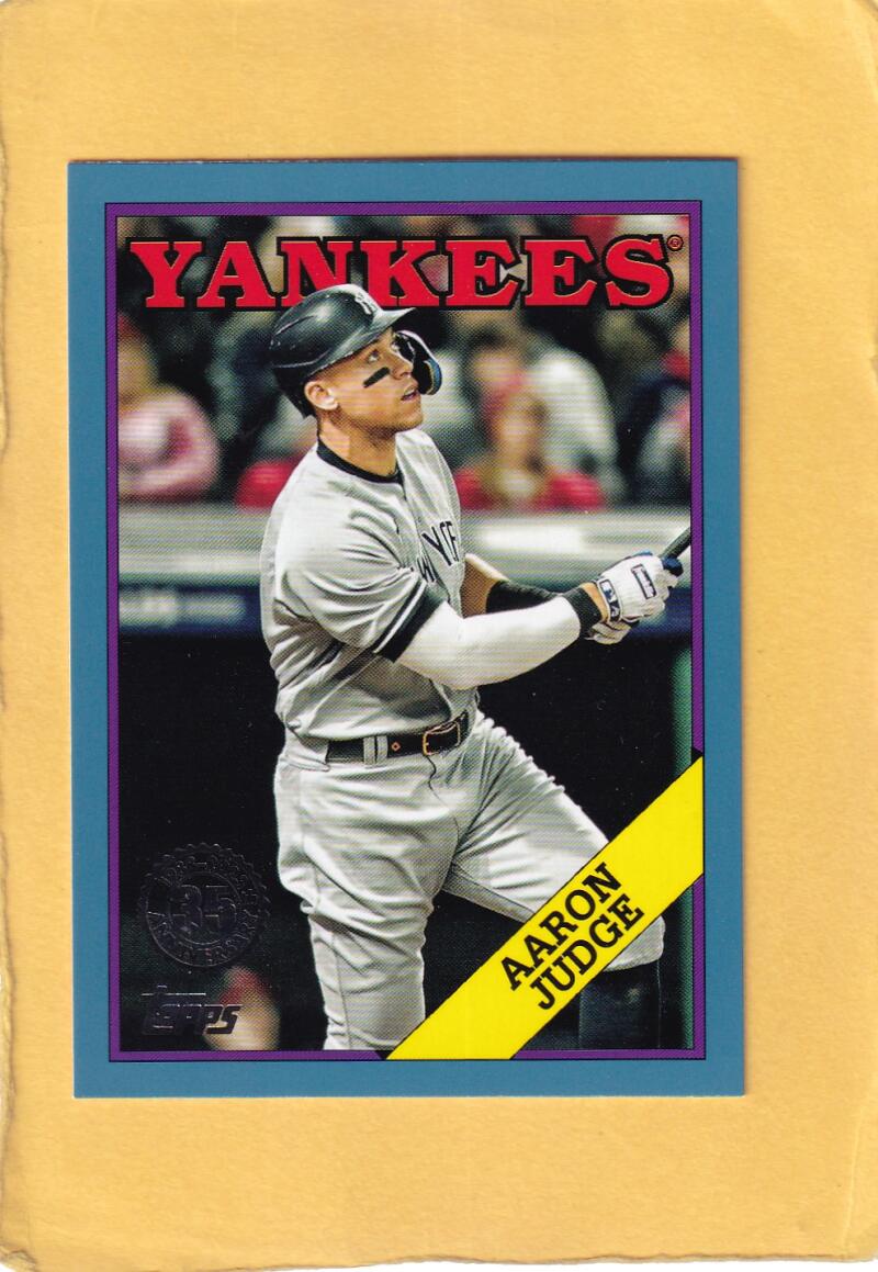 2023 Topps Update Series 1988 Baseball Blue #88US-36 Aaron Judge NM-MT+ New York Yankees + base 2 card lot